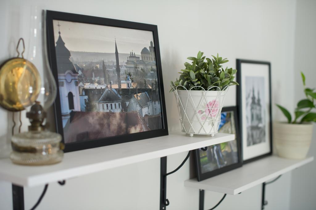 Brody Apartman Eger Bagian luar foto